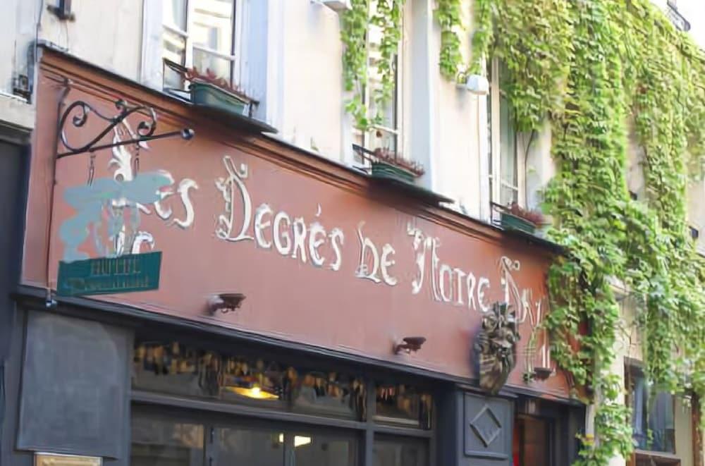 Hotel Les Degres De Notre Dame Parijs Buitenkant foto